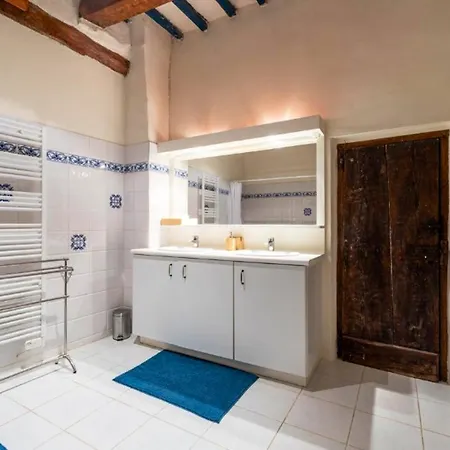 Spacieux A Avec Jardin Prive Apartmán