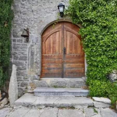 Spacieux A Avec Jardin Prive *